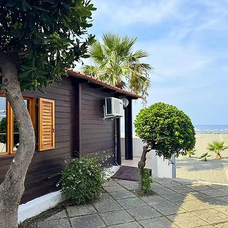 Villaggio La Bussola 홀리데이파크 3*