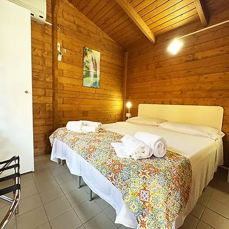 Holiday park Villaggio La Bussola 3*