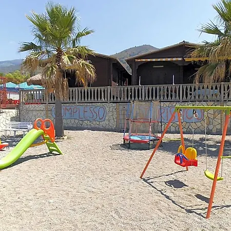 Πάρκο διακοπών Villaggio La Bussola 3*
