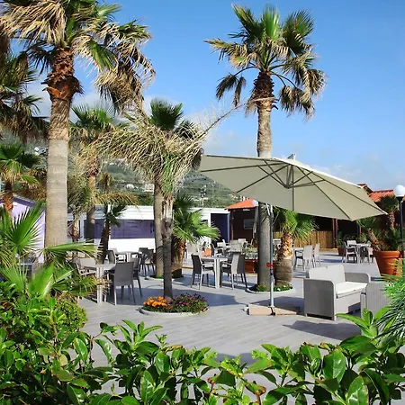 Villaggio La Bussola 3* Paola