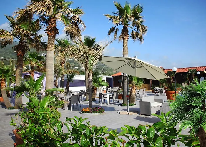 Villaggio La Bussola 3* 파올라